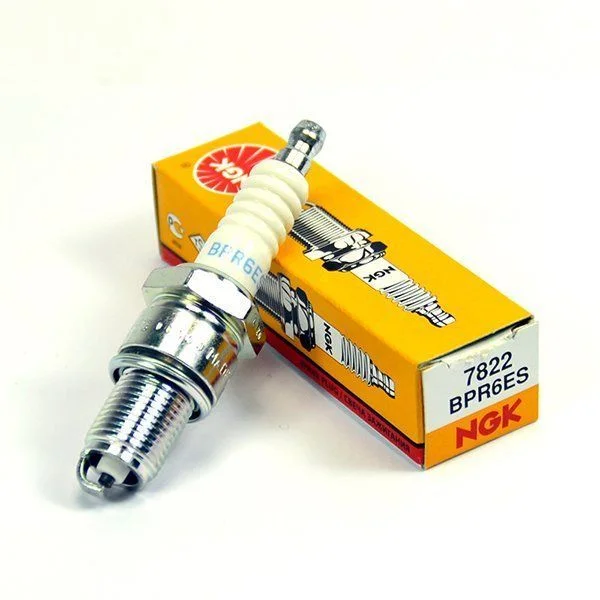 Promo Stagionale Candela di accensione ngk bpr6es stock nr.7822