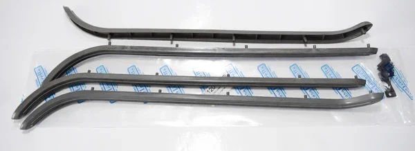 Vendita Finale C120 - SERIE LISTELLI PEDANA IN PLASTICA COLORE GRIGIO LAMBRETTA J50-100-125