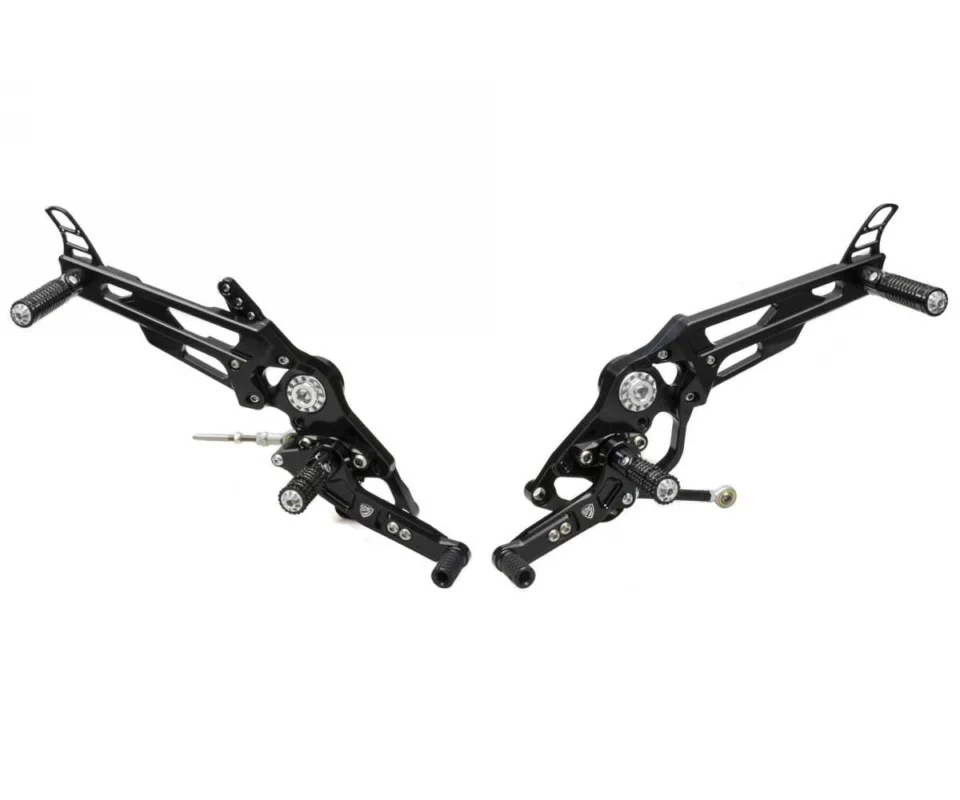 Pedane Regolabili Cnc Racing Nero Ducati Monster 797Modelli dal 2017 al 2020 PE445B Ultima Occasione